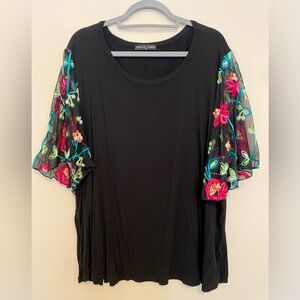 Kim & Cami Black Short Sleeve Tunic Top w/ Floral Mesh Embroidered Bell Sleeves